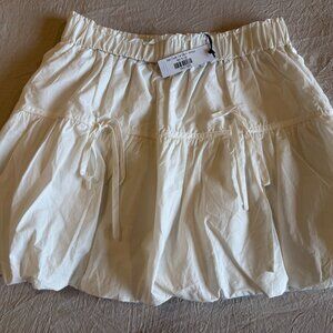 Day + Moon ivory mini bubble skirt size M - New with Tags